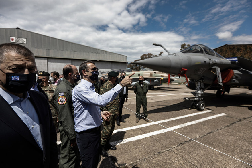 Μητσοτάκης από την άσκηση «Ηνίοχος»: Δεν είμαστε αφελείς μπροστά στις νέες απειλές που αντιμετωπίζουμε