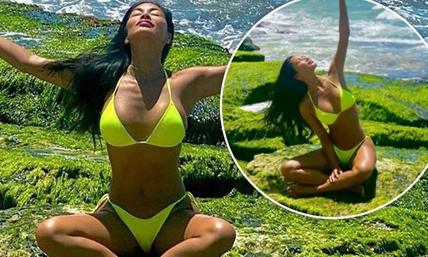 Νικόλ Σέρζινγκερ: «Τρελαίνει» με το κίτρινο μπικίνι της στη Χαβάη 