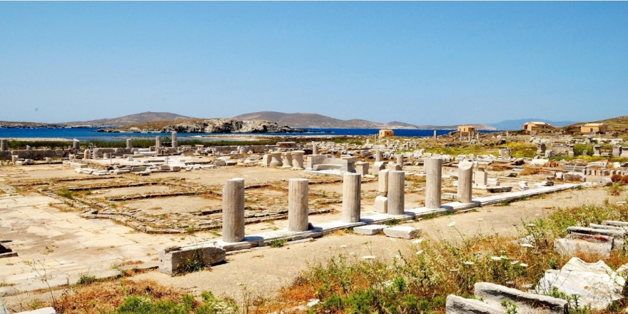 Τα 15 ελληνικά νησιά που προτείνει η Daily Telegraph για διακοπές - Η Ζάκυνθος στην κορυφή 