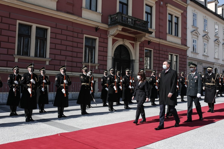 Σακελλαροπούλου: Κάθε παραβίαση του διεθνούς δικαίου στην ανατολική Μεσόγειο συνιστά απειλή για την Ευρώπη