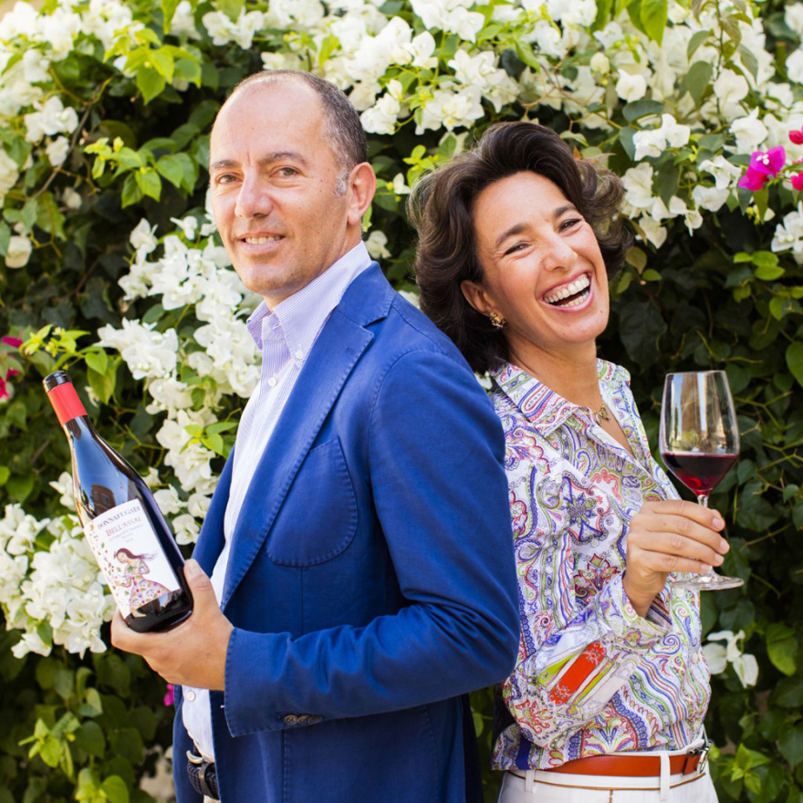 Dolce & Gabbana: Η λατρεία για τη Σικελία, η Donna της καρδιάς τους και το «θαύμα» της Αίτνας