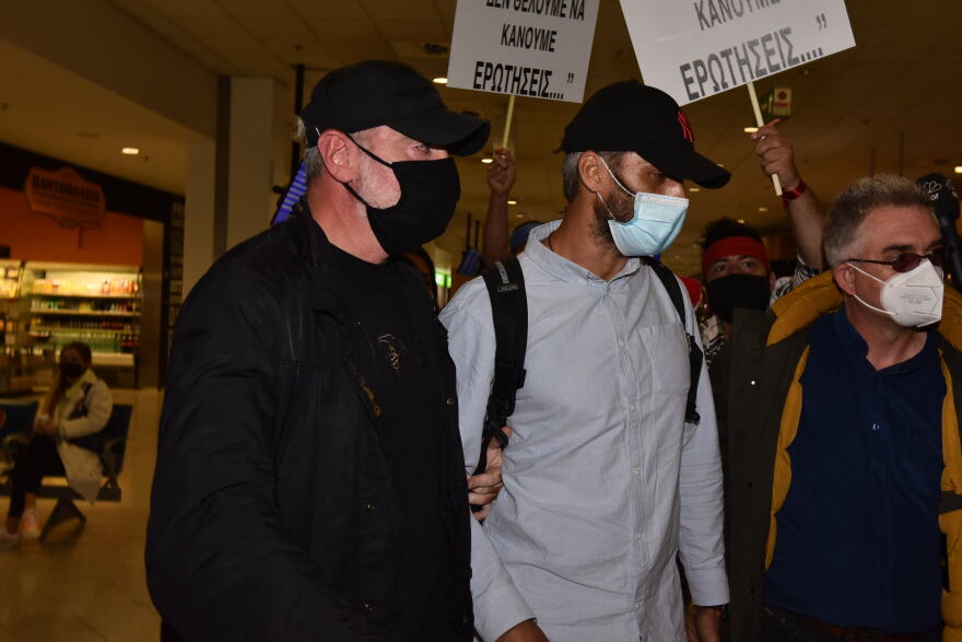 Survivor - Αλέξης Παππάς: Η επιστροφή στην Ελλάδα και ο «χαμός» στο αεροδρόμιο