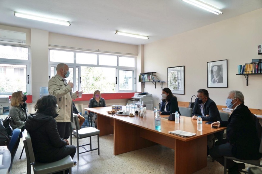 Κεραμέως: Επισκέφθηκε το 6ο ΓΕΛ Ζωγράφου η Υπουργός Παιδείας