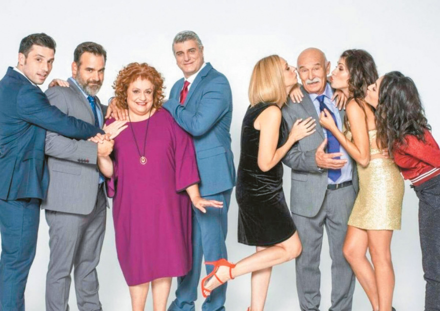 Έρχονται 30 σίριαλ με καρτ ποσταλ και... κομάντα 