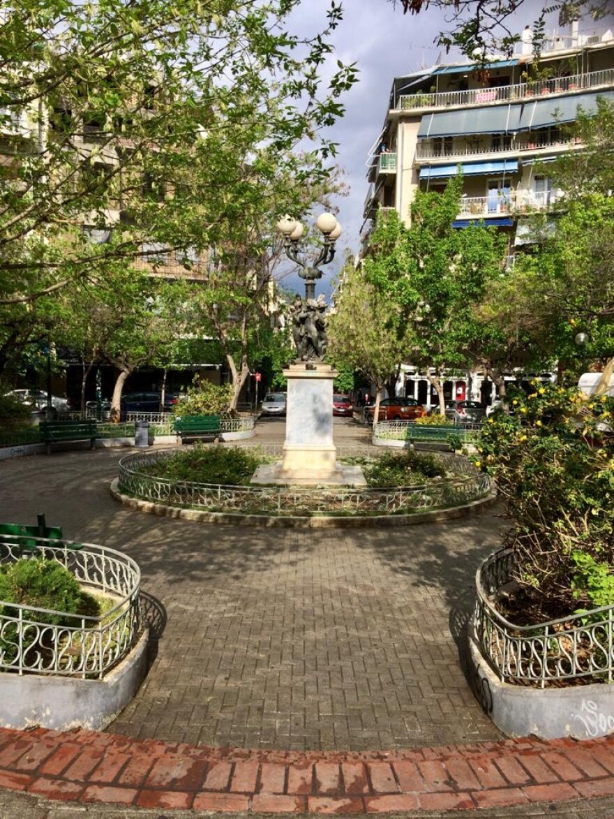 Φωτογραφίες: Καθαρότερη από ποτέ παραδόθηκε στους κατοίκους της η Κυψέλη