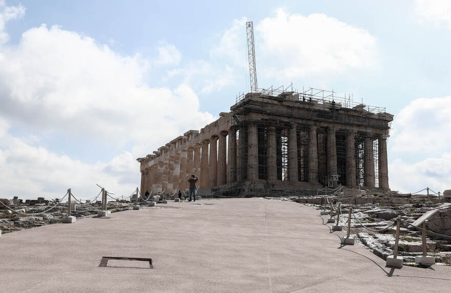 Ο Μανόλης Κορρές στον Δανίκα για την Ακρόπολη: «Το σκυρόδεμα είναι ο πιο στενός συγγενής του βράχου»