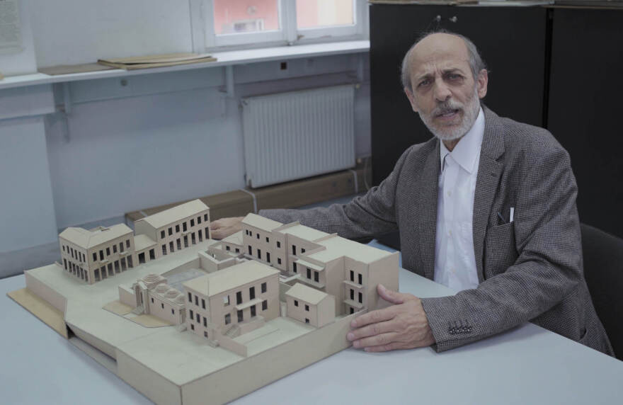 Ο Μανόλης Κορρές στον Δανίκα για την Ακρόπολη: «Το σκυρόδεμα είναι ο πιο στενός συγγενής του βράχου»