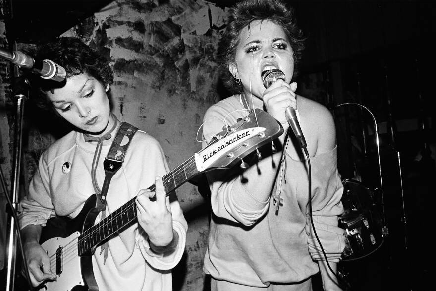 Μπελίντα Καρλάιλ: Η τραγουδίστρια των «The Go-Go's» αποκάλυψε ότι ήταν εθισμένη στην κοκαΐνη