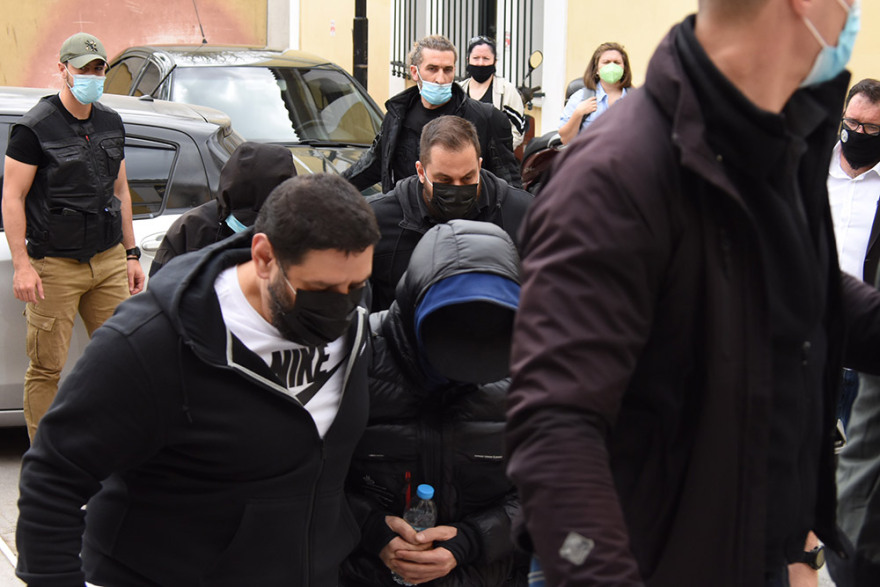 Για εγκληματική οργάνωση κατηγορείται ο Φουρθιώτης και οι δύο συνεργοί του