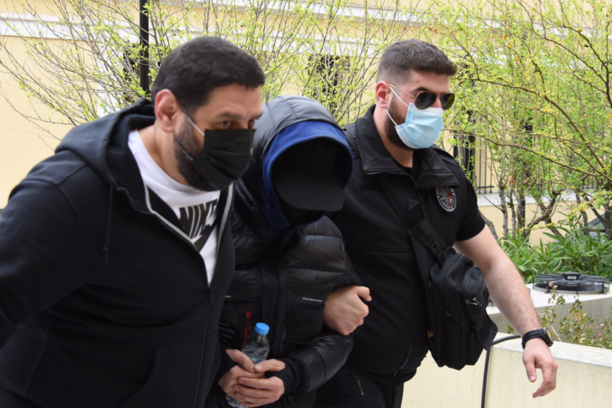 Για εγκληματική οργάνωση κατηγορείται ο Φουρθιώτης και οι δύο συνεργοί του