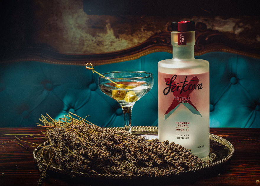  Δυο μοναδικές προτάσεις από τη Serkova Crystal Pure για απολαυστικά απογεύματα με φίλους!