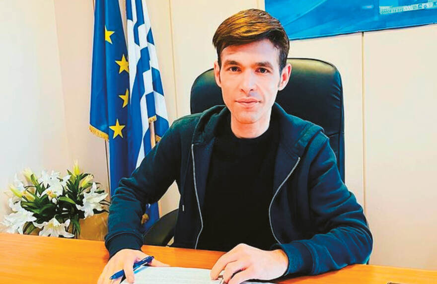 Μένιος Φουρθιώτης:  O βασιλιάς της trash tv στο «κλουβί»