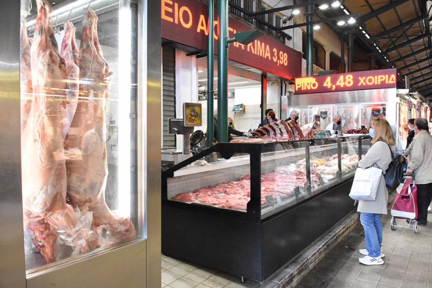 Πάσχα 2021: Αυξημένες οι τιμές στο αρνί και το κατσίκι φέτος