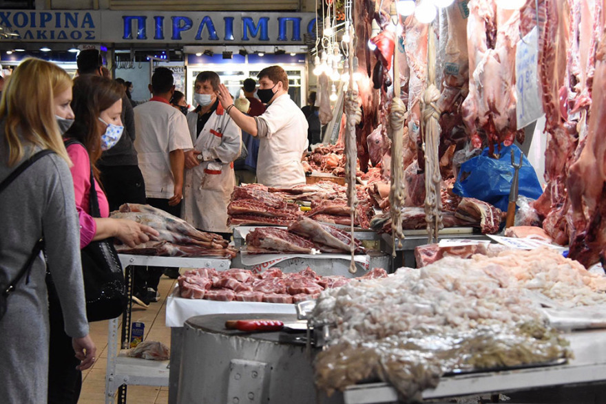 Πάσχα 2021: Αυξημένες οι τιμές στο αρνί και το κατσίκι φέτος