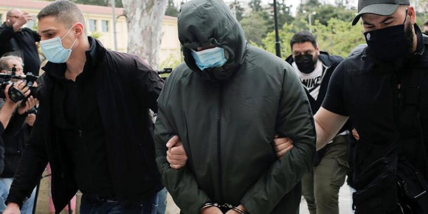 Αύριο απολογείται ο Μένιος Φουρθιώτης – Τον «καίνε» οι αστυνομικοί φρουροί του