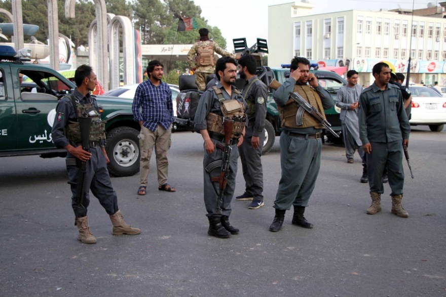 Πολύνεκρη βομβιστική επίθεση στο Αφγανιστάν: 21 νεκροί και 90 τραυματίες
