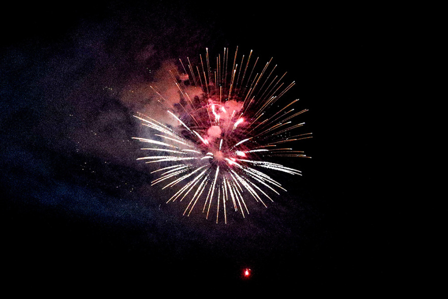 Δείτε βίντεο και φωτογραφίες: Η διαφορετική Ανάσταση λόγω πανδημίας - Στις 10 ξεκίνησε η απαγόρευση κυκλοφορίας