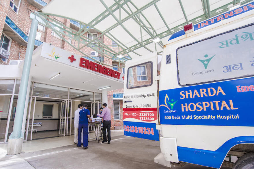 Κορωνοϊός, Ινδία - Έλληνας καθηγητής μιλά στο protothema.gr: Χρειαζόμαστε 500.000 κρεβάτια και 150.000 γιατρούς!