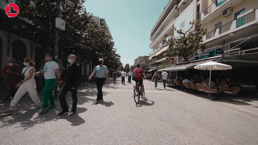 Τρίκαλα: Γέμισαν με κόσμο τα καταστήματα εστίασης