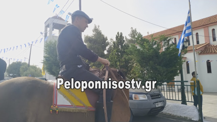 Οι καβαλάρηδες του Αϊ-Γιώργη στην Κόρινθο - Δείτε βίντεο και φωτογραφίες