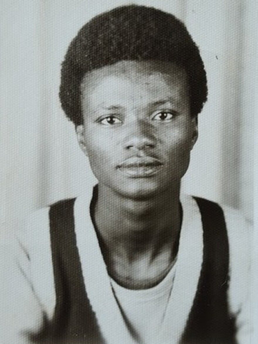 Η ζωή του Αντίμτσι Ονιεναδούμ είναι... βγαλμένη από ταινία - Από τον πόλεμο και την αιχμαλωσία, στην Πάτρα και την Ογκολογία