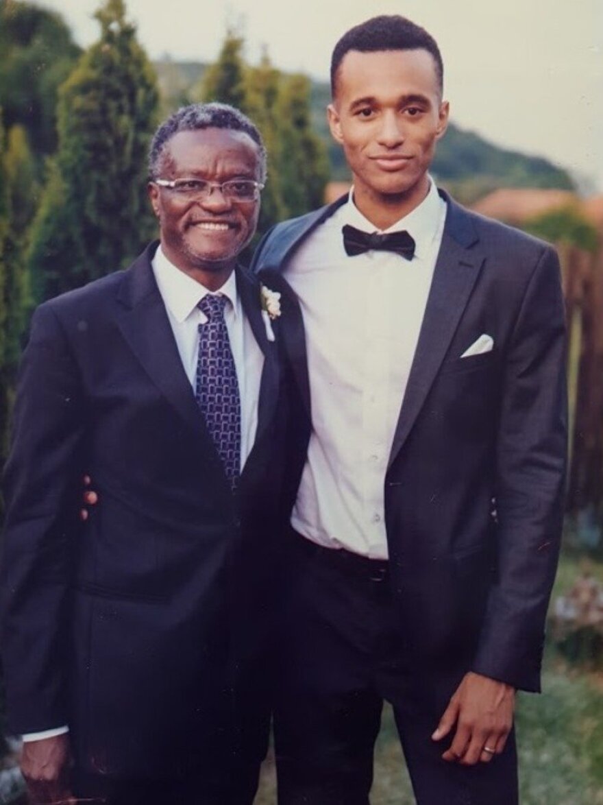 Η ζωή του Αντίμτσι Ονιεναδούμ είναι... βγαλμένη από ταινία - Από τον πόλεμο και την αιχμαλωσία, στην Πάτρα και την Ογκολογία