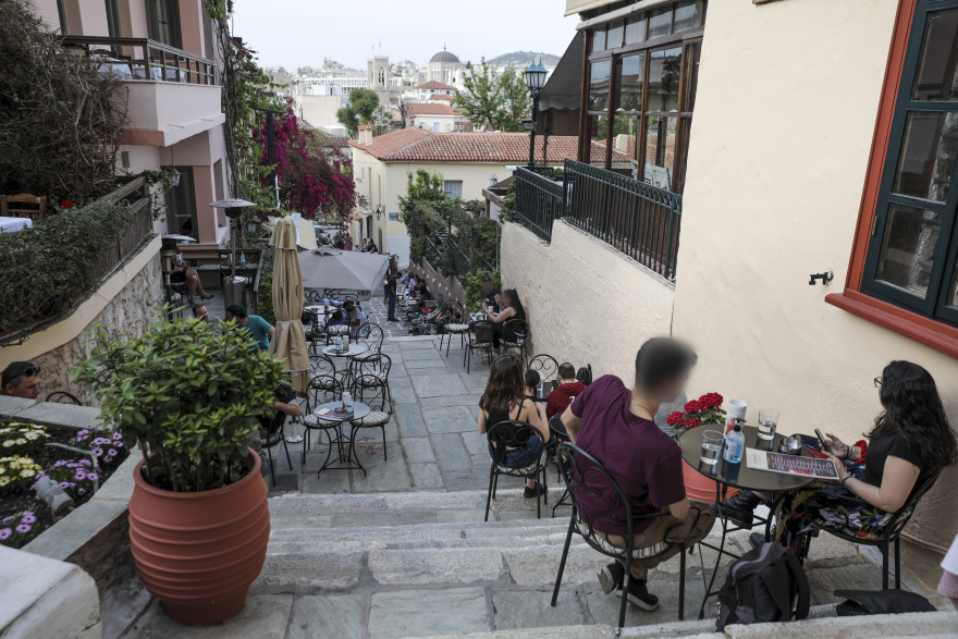 Αρση lockdown: Έκαναν... Ανάσταση οι επαγγελματίες της εστίασης