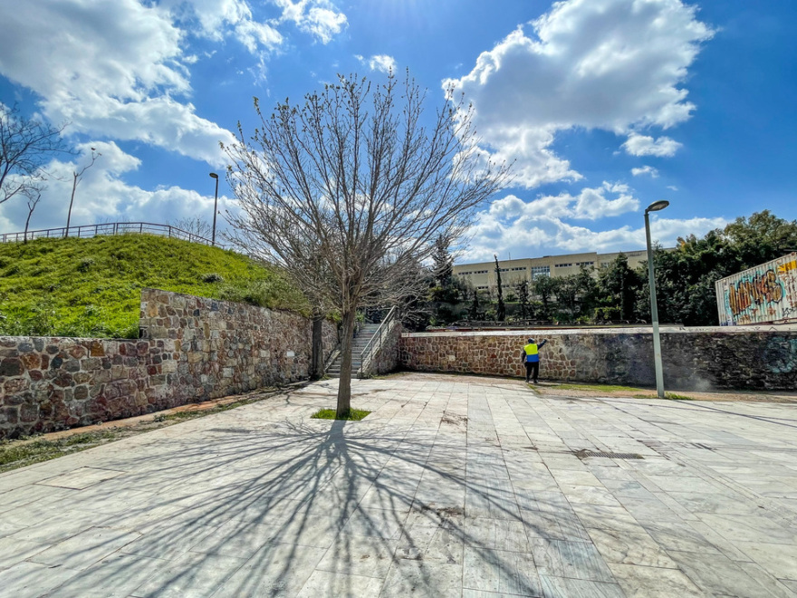 Δήμος Αθηναίων: Μεγάλη δράση αντιγκράφιτι στην Ερμού - Βίντεο και φωτογραφίες