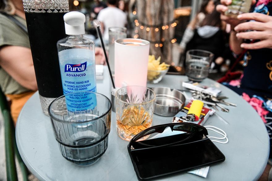 Lockdown: Τα επόμενα βήματα στη λειτουργία της εστίασης – Ποια μέτρα θα αρθούν και πότε