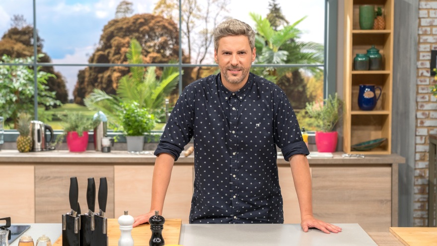 «Το ERTFLIX στην κουζίνα»: Νέα κατηγορία γεμάτη γαστρονομικές διαδρομές