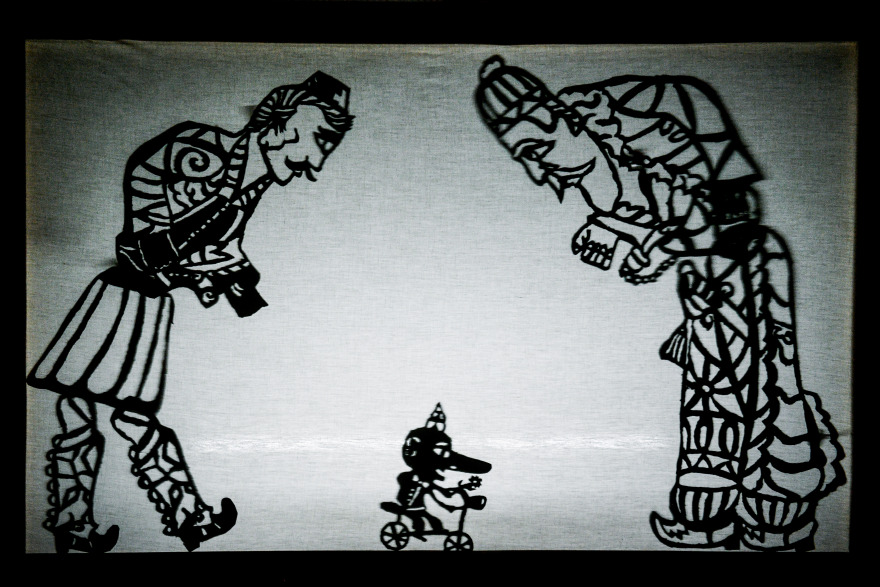 Ο 20χρονος καραγκιοζοπαίχτης που θέλει να γίνει ο σύγχρονος Σπαθάρης 