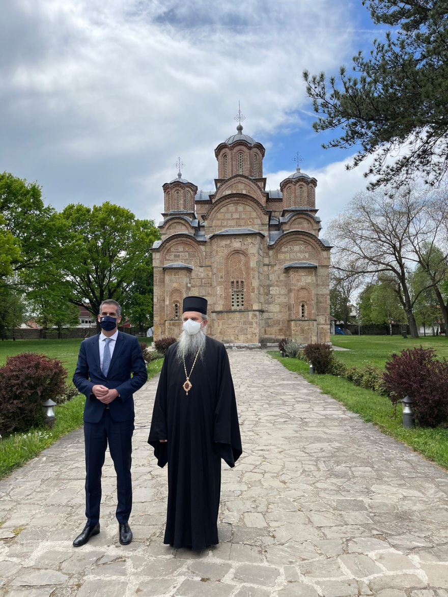 Ο Κώστας Μπακογιάννης στην Πρίστινα - Επισκέφθηκε και την Ελληνική Δύναμη Κοσόβου