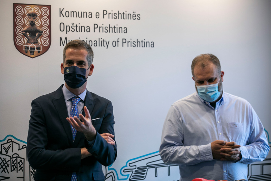 Ο Κώστας Μπακογιάννης στην Πρίστινα - Επισκέφθηκε και την Ελληνική Δύναμη Κοσόβου