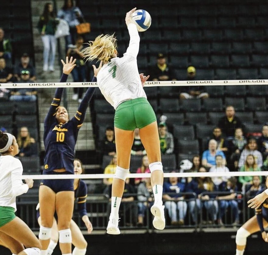 Ολυμπιακός: Η καλλονή Τέιλορ Άγκοστ στο «στόχαστρο» της ομάδας βόλεϊ