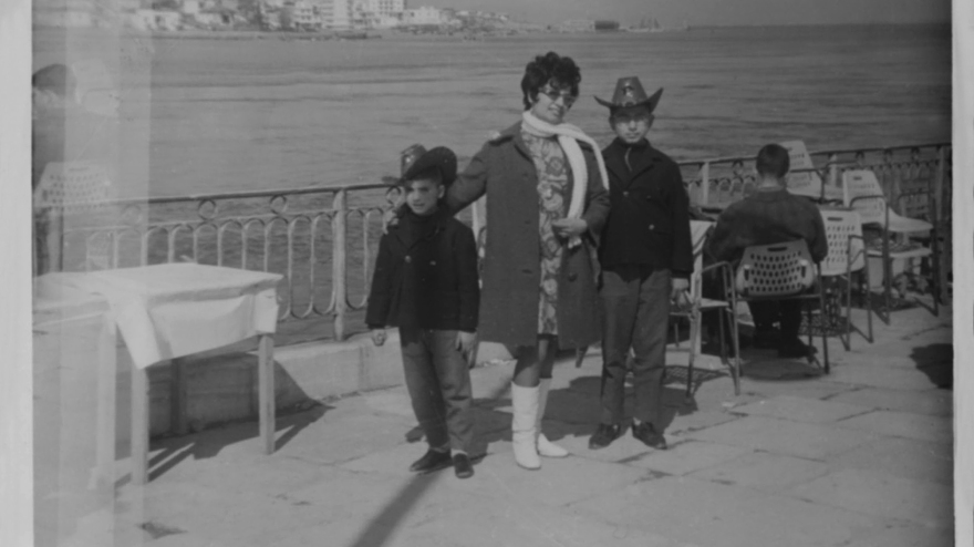 Γιώργος Πατούλης στο βιβλίο για τη μητέρα του: «Τίποτα δεν ήταν εύκολο για την ηρωίδα μάνα μου»