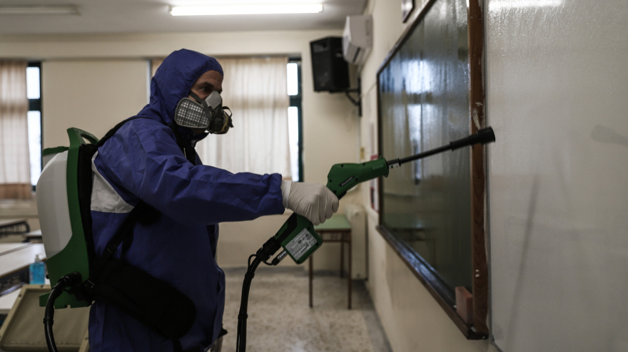 Σχολεία: Τη Δευτέρα το πρώτο κουδούνι για Νηπιαγωγεία, Δημοτικά και Γυμνάσια - Τι ισχύει για τα self test