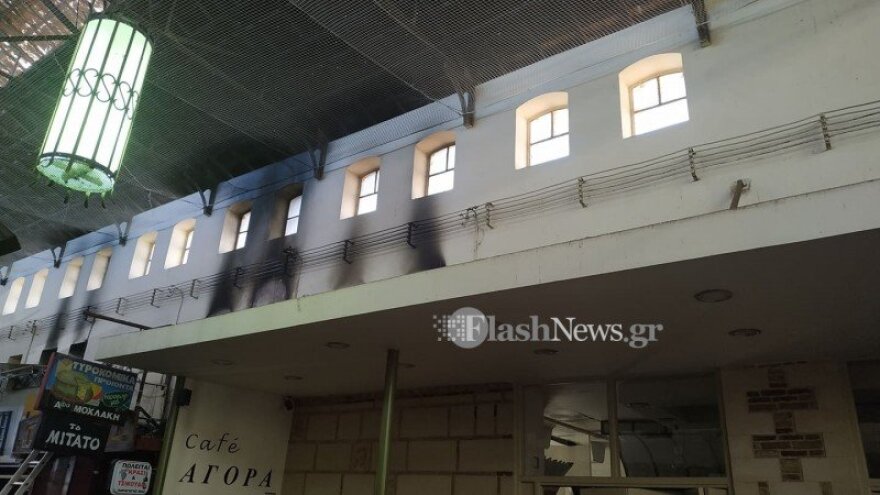 Χανιά: Πυρκαγιά στην δημοτική αγορά της πόλης