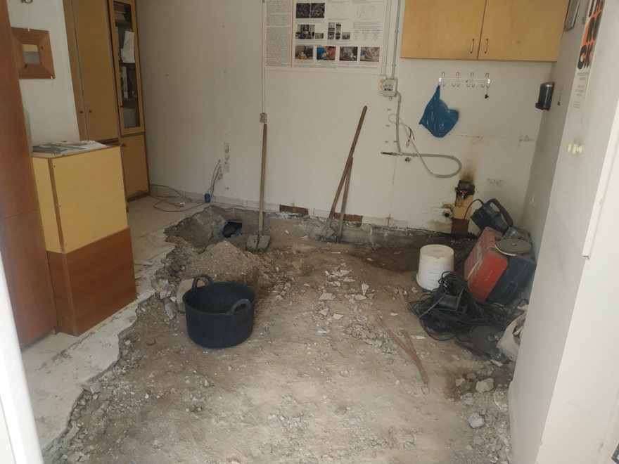 Λίνα Μενδώνη: Απαντά για το κομπρεσέρ στην Ακρόπολη με στοιχεία και φωτογραφίες