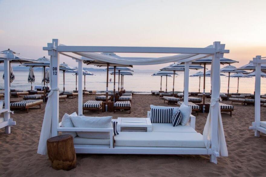 Astir Beach: Επιστροφή στον απόλυτο seaside προορισμό - Πώς θα κάνετε ηλεκτρονική προκράτηση