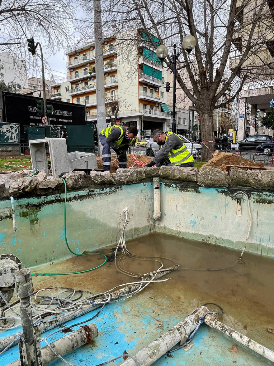 Δήμος Αθηναίων: «Μεταμορφώθηκαν» τα πρώτα 20 σιντριβάνια της Αθήνας   