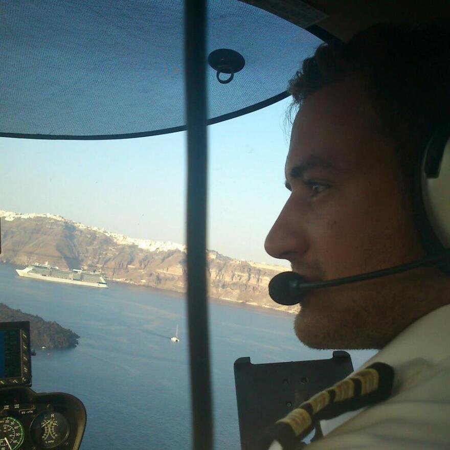 Έγκλημα στα Γλυκά Νερά: Η ζωή του Μπάμπη και της Καρολάιν που κόπηκε τόσο βίαια (φωτογραφίες)