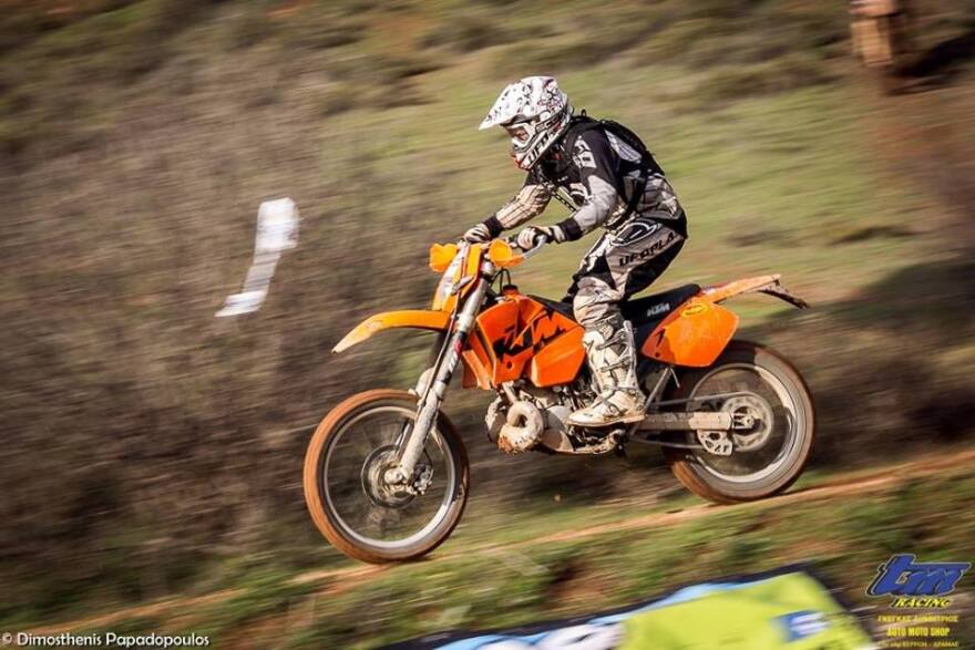 Έγκλημα στα Γλυκά Νερά: Η ζωή του Μπάμπη και της Καρολάιν που κόπηκε τόσο βίαια (φωτογραφίες)