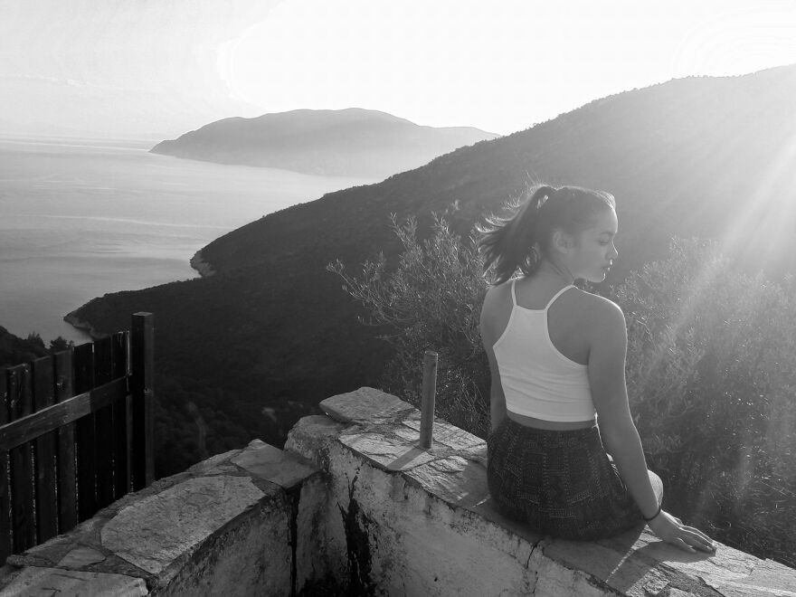 Έγκλημα στα Γλυκά Νερά: Η ζωή του Μπάμπη και της Καρολάιν που κόπηκε τόσο βίαια (φωτογραφίες)