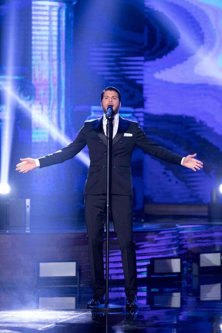 YFSF: Αναβίωσε η ελληνική συμμετοχή στη Eurovision το 2011 με τον Λούκα Γιώρκα - Βίντεο