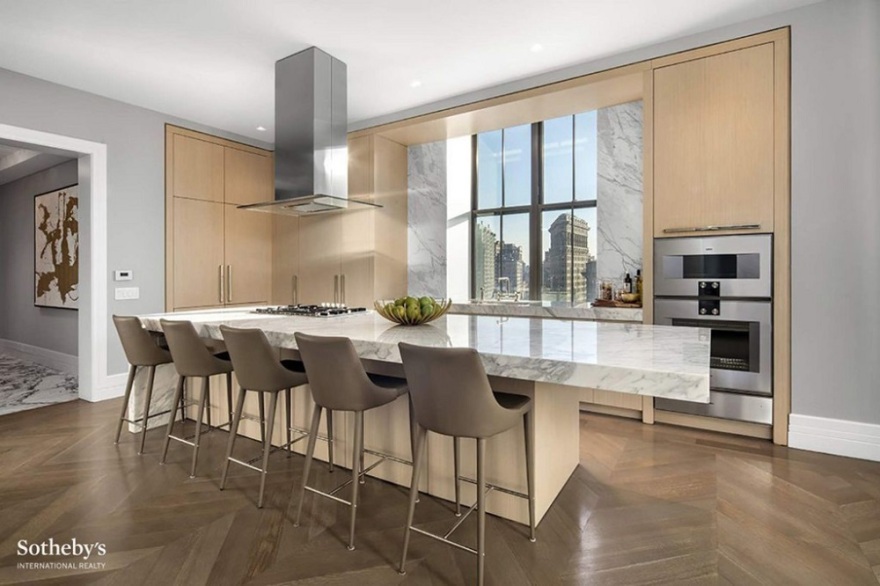 Τζεφ Μπέζος: Οι επτά πιο «τρελές» αγορές του πλουσιότερου ανθρώπου στον πλανήτη