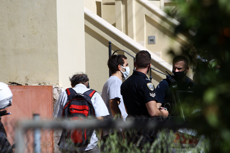 Έγκλημα στα Γλυκά Νερά: Με 300.000 ευρώ επικηρύσσονται οι δολοφόνοι της 20χρονης Καρολάιν