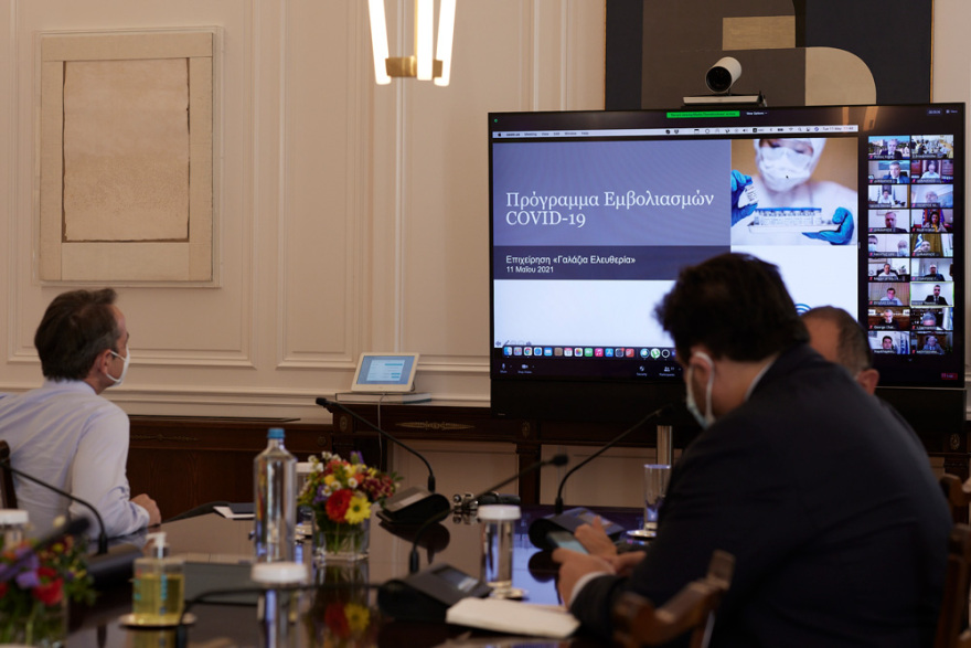 «Γαλάζια Ελευθερία»: Εμβολιασμοί με Johnson & Johnson για 700.000 ανθρώπους σε 19 νησιά