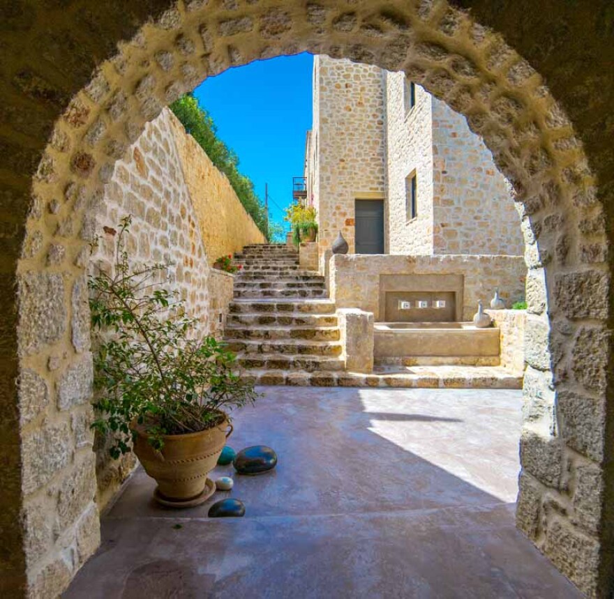 Alistos Hotel: Γιατί είναι η ιδανική βάση εξόρμησης στη Λακωνική Μάνη