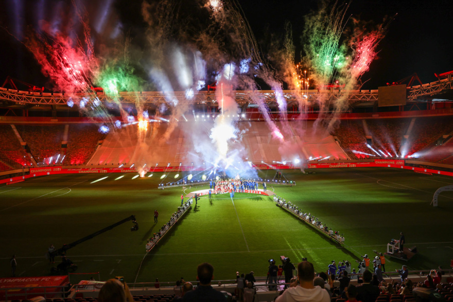 Η μεγάλη φιέστα του Ολυμπιακού για το 46ο: Μια γιορτή γεμάτη Ελλάδα, Πειραιά και... Βαλμπουενά