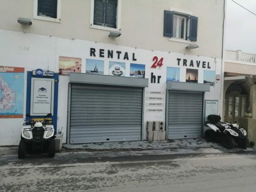 Σαντορίνη: Επιχειρηματίας καταγγέλλει το Α.Τ. ότι δεν εφαρμόζει τις δικαστικές αποφάσεις